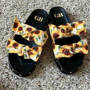 NWT GB Sunflower Sandals size 5.5